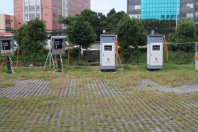 星懷天下 | 廣州白云國際汽車城迎來便捷快充樁，賦能新能源車主